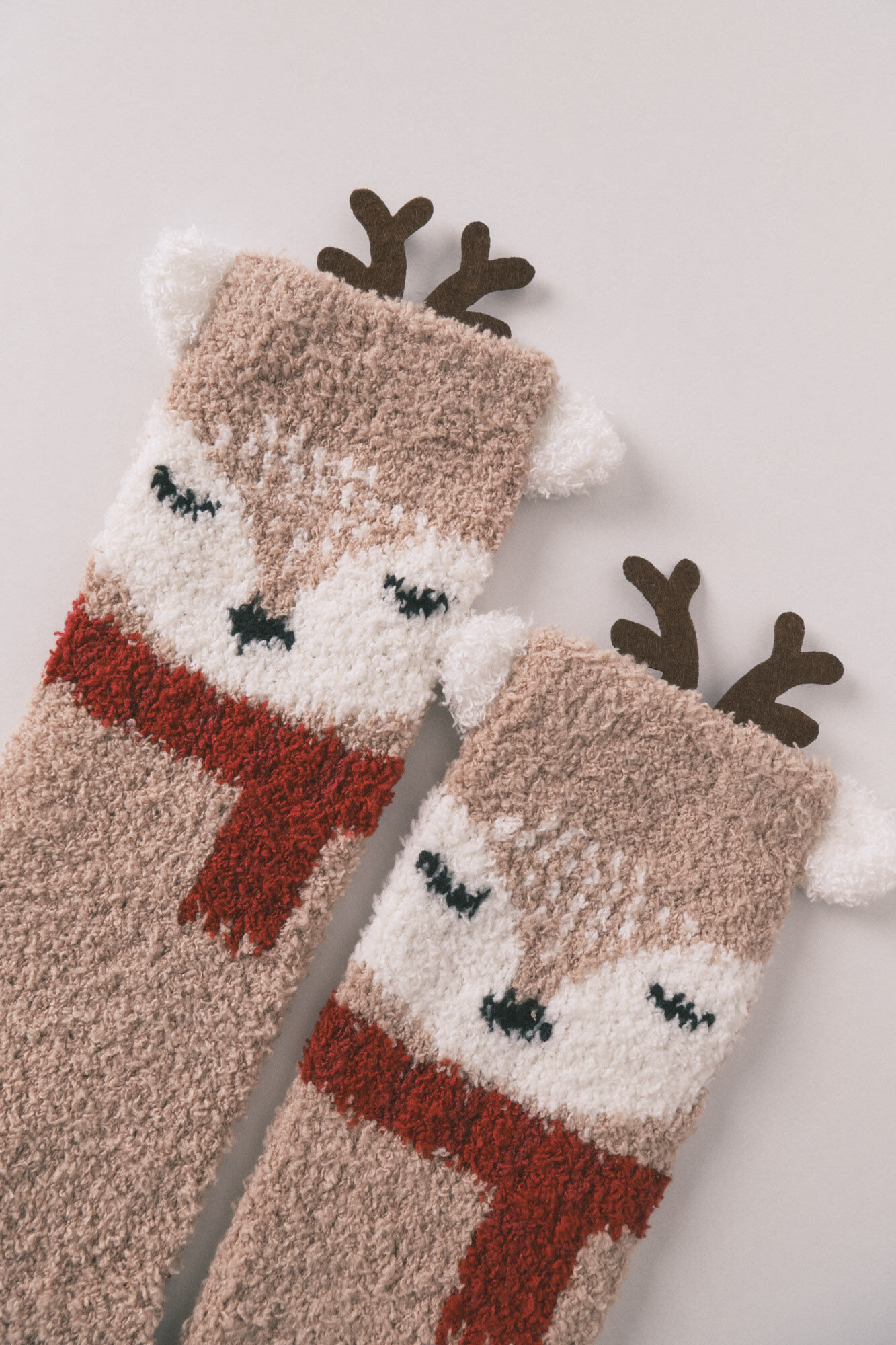 Women'secret Calcetines largos con estampado de ciervos en 3D