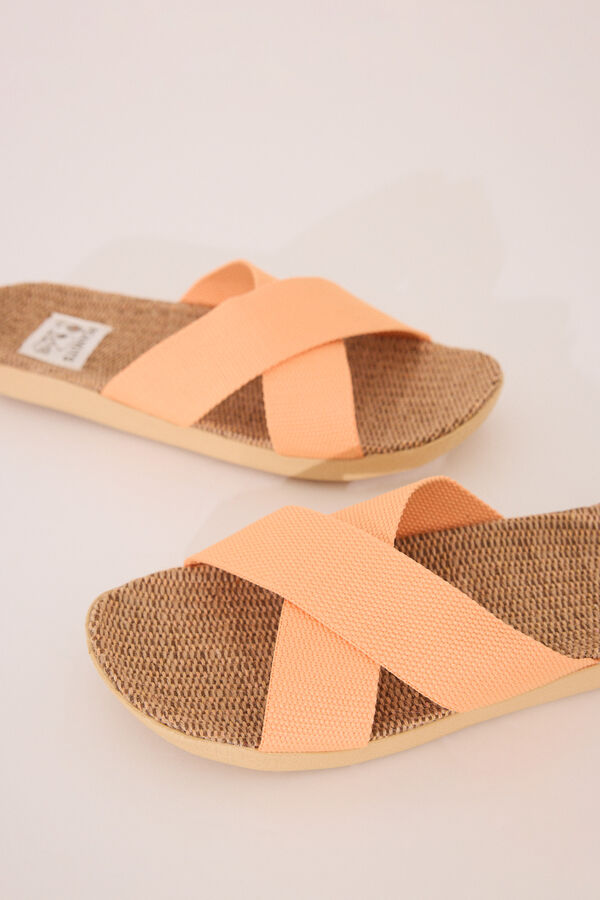 Womensecret Chanclas de rafia con tirantes cruzadas café