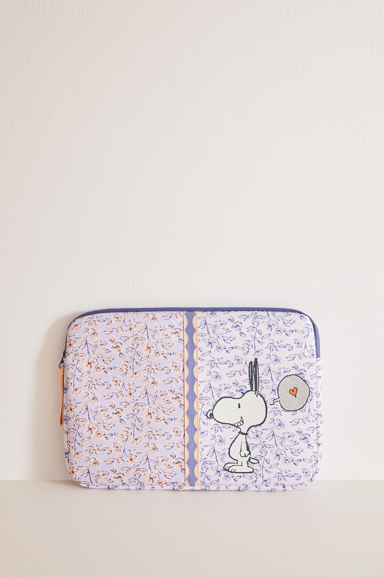 Funda portatil lila Snoopy Accesorios para mujer WomenSecret MX