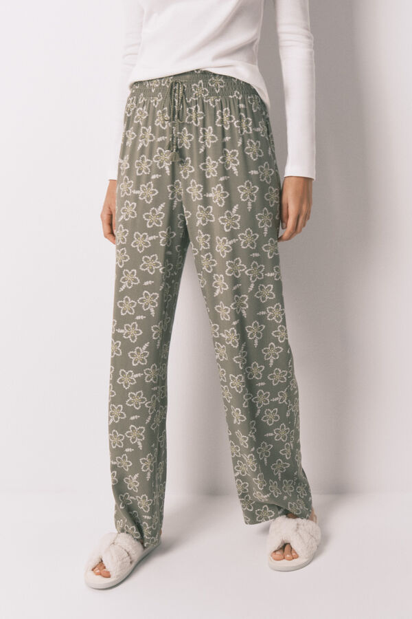 Womensecret Pantalón largo de viscosa con flores color caqui  kaki