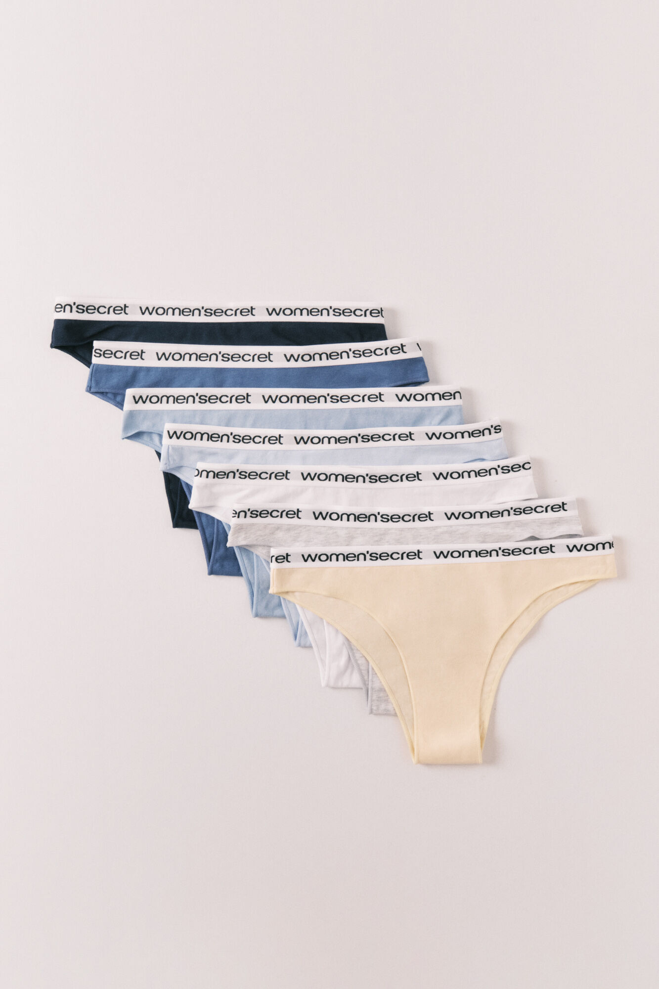 Women'secret Pack 7 panties brasile&ntilde;os de algod&oacute;n lisos logo