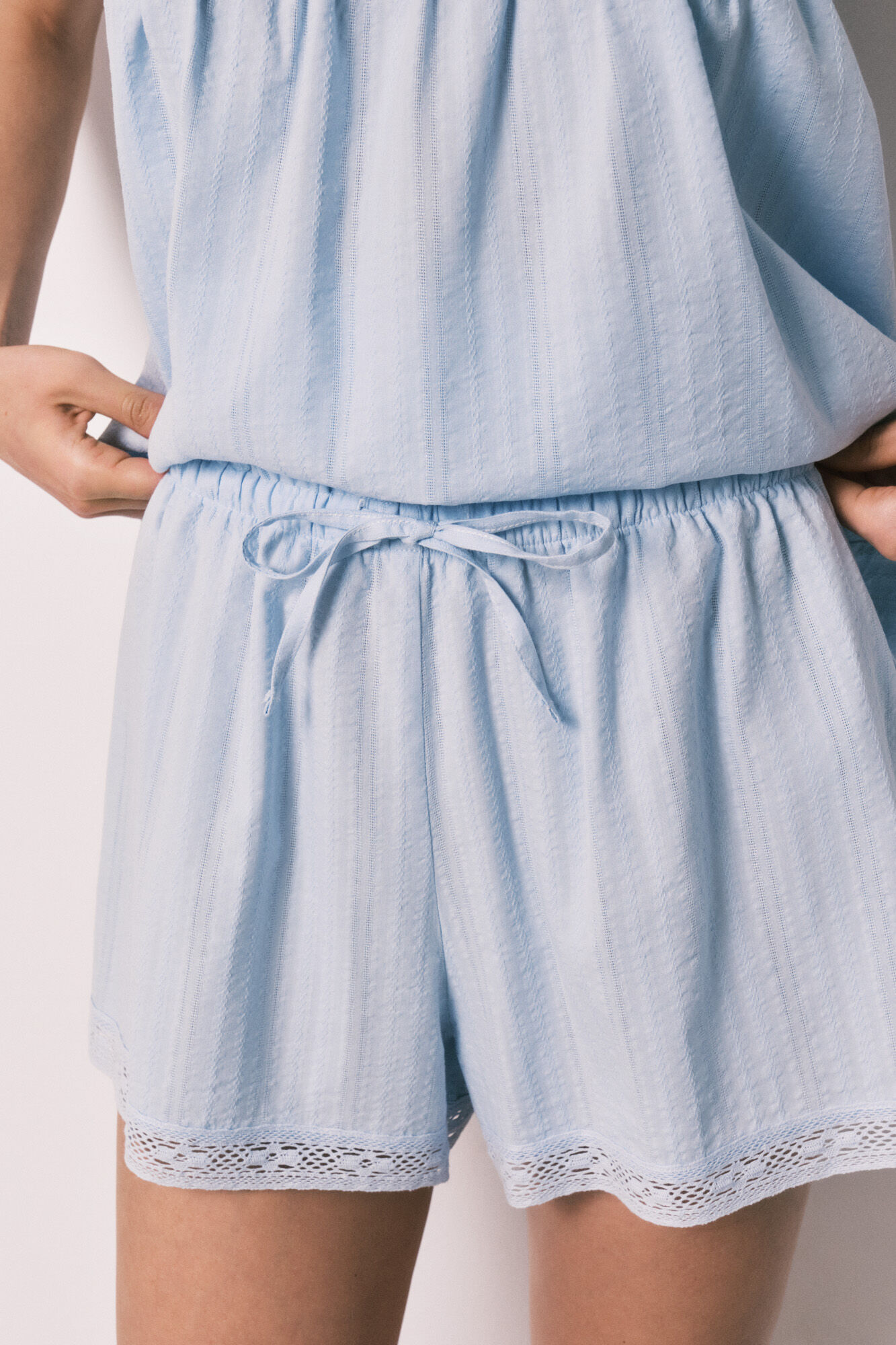 Women'secret Pijama corta de algod&oacute;n con encaje azul