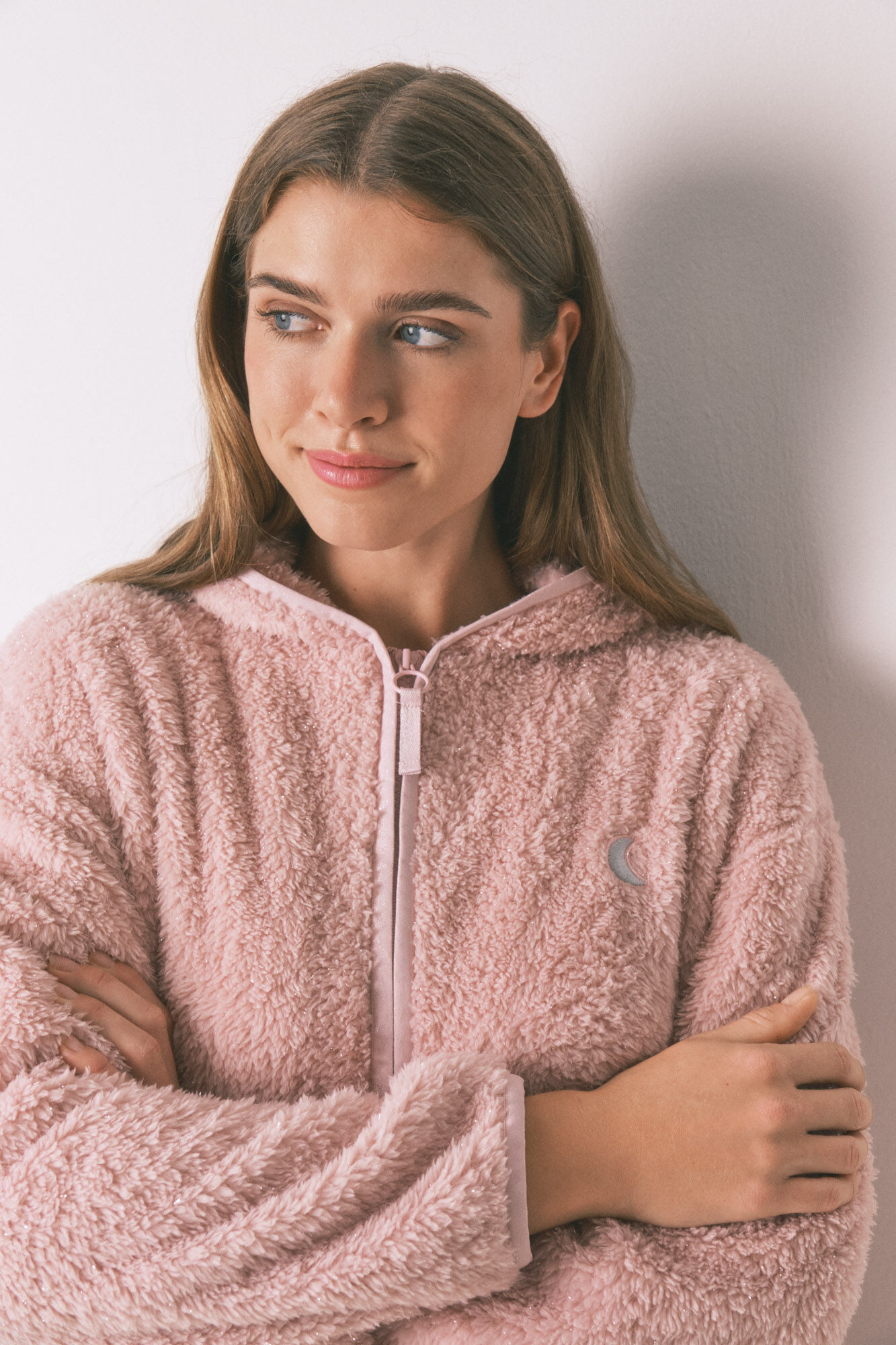 Women'secret Bata corta de tejido de pelo rosa lurex