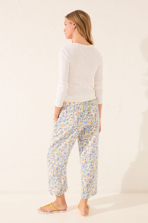 Womensecret Pantalón capri de viscosa con estampado floral multicolor estampado