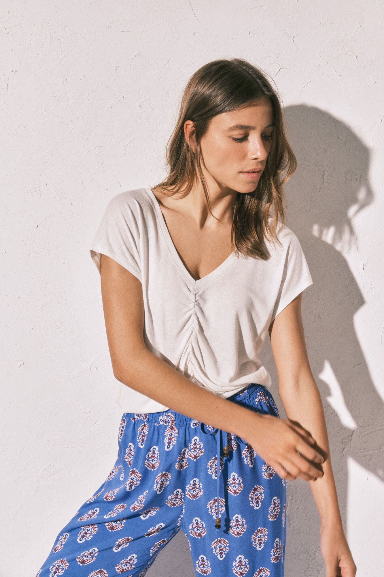 Women'secret Playera corta de viscosa y lino beige