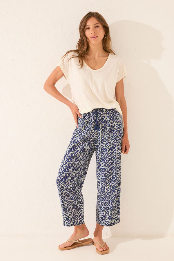 Womensecret Pantalón Capri con estampado de sellos estampado