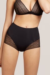Gisela Panty efecto faja negro