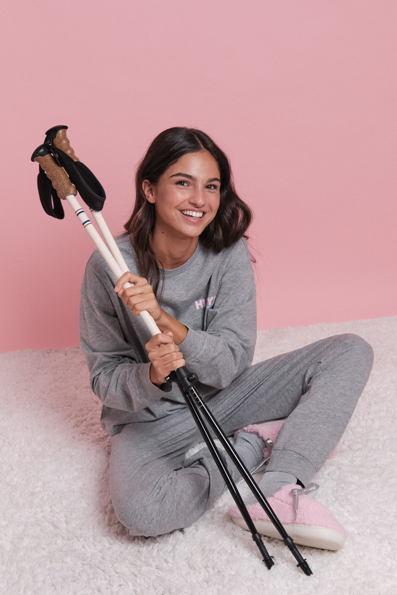 HI&BYE Conjunto largo apr&eacute;s-ski 100 % algod&oacute;n en color gris