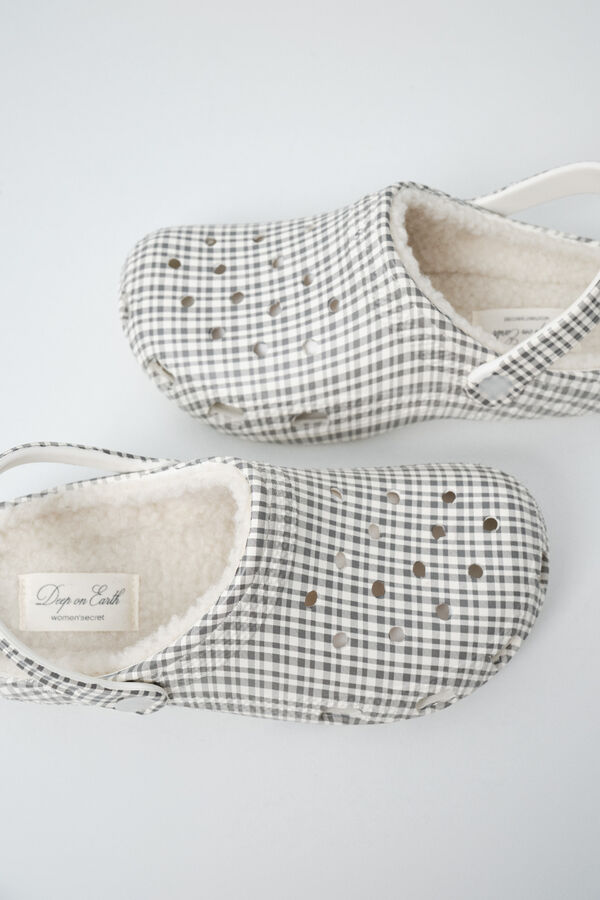 Women'secret Pantunflas zueco forrado a cuadros estampado