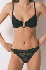 Women'secret Tanga encaje negro brillo negro