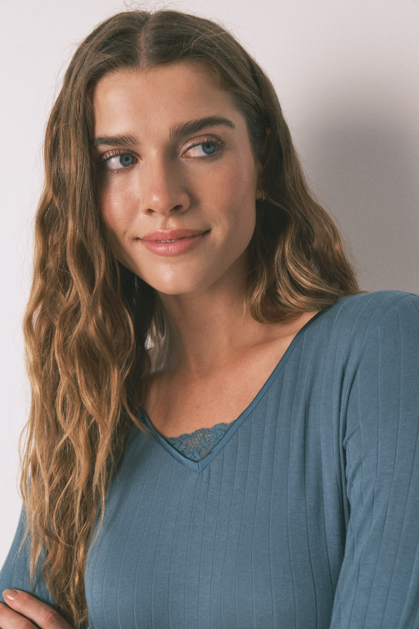 Women'secret Camis&oacute;n midi de viscosa verde