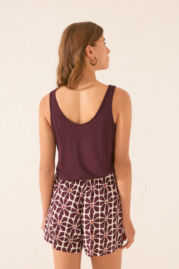 Womensecret Pantalón de viscosa con estampado floral púrpura