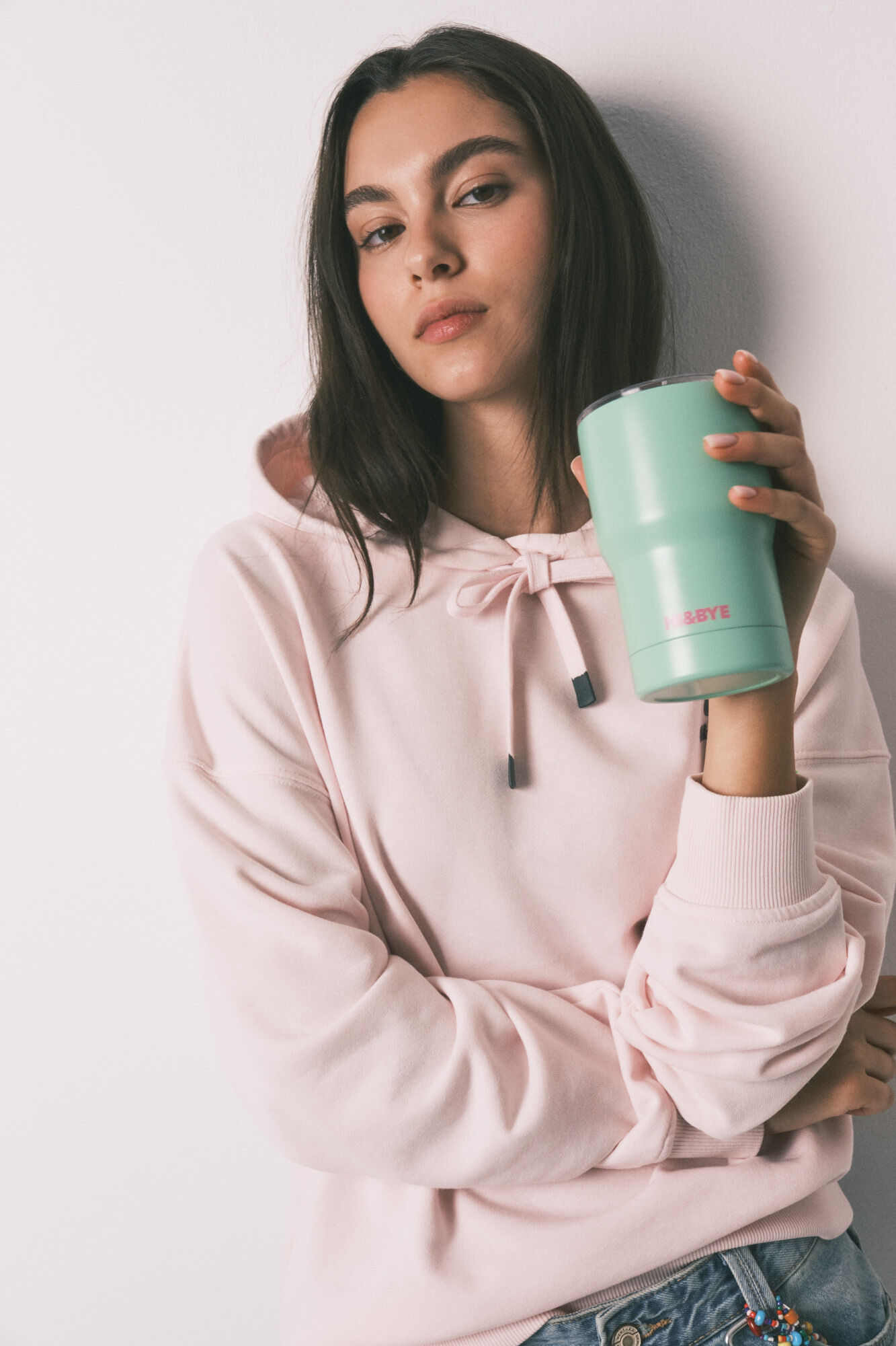 HI&BYE Taza termo con logo verde