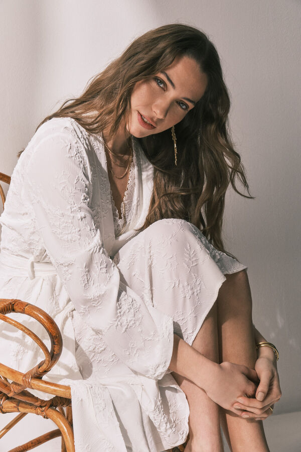 Women'secret Bata larga sat&eacute;n blanca marfil