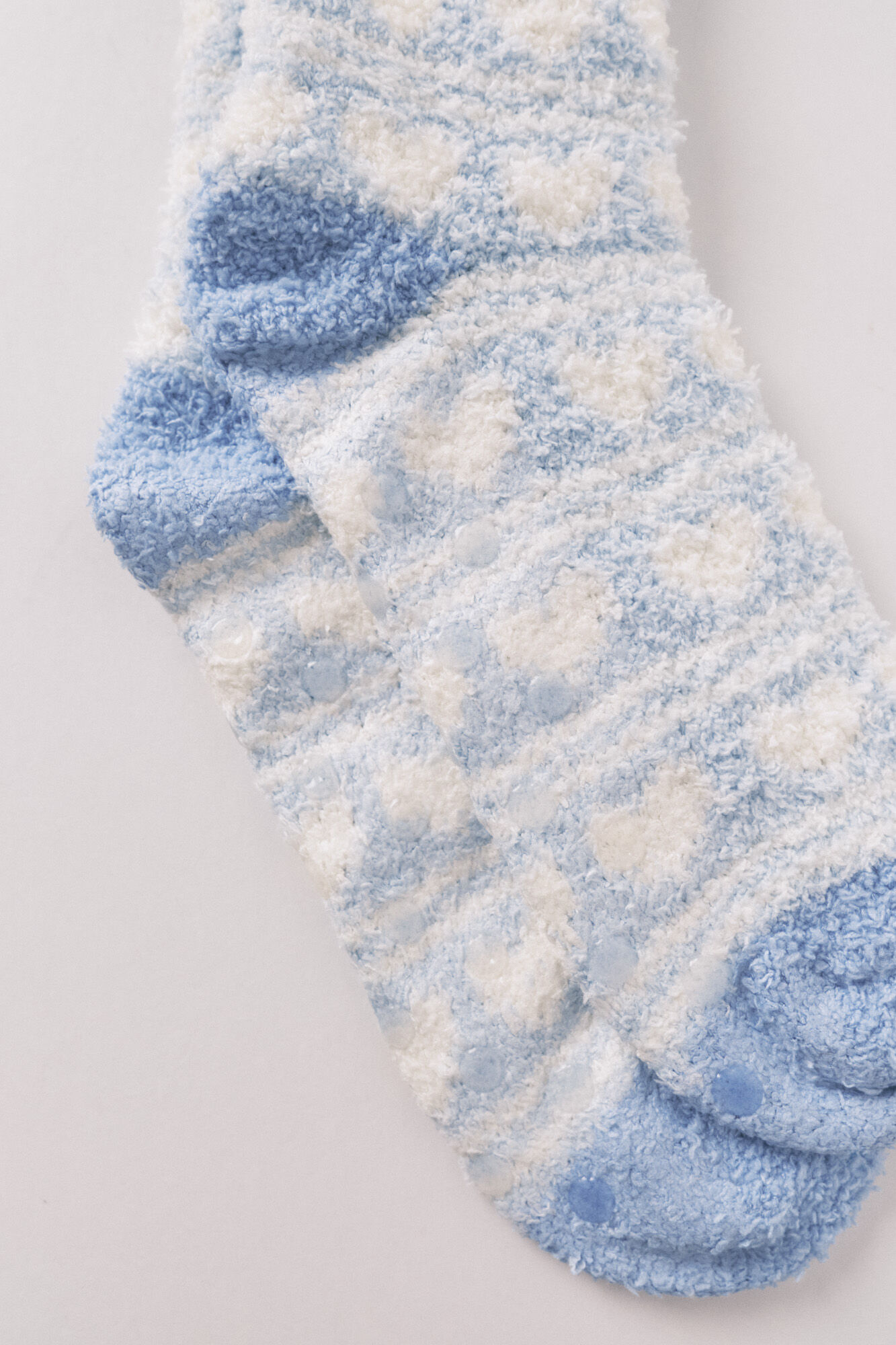 Women'secret Calcetines de pelo largo con estampado de corazones azules