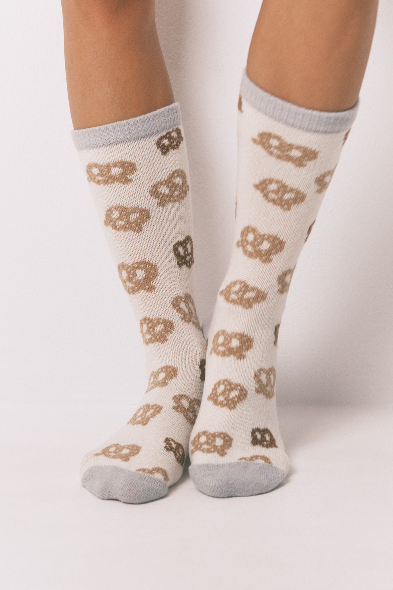 Women'secret Calcetines largos con estampado de pretzel