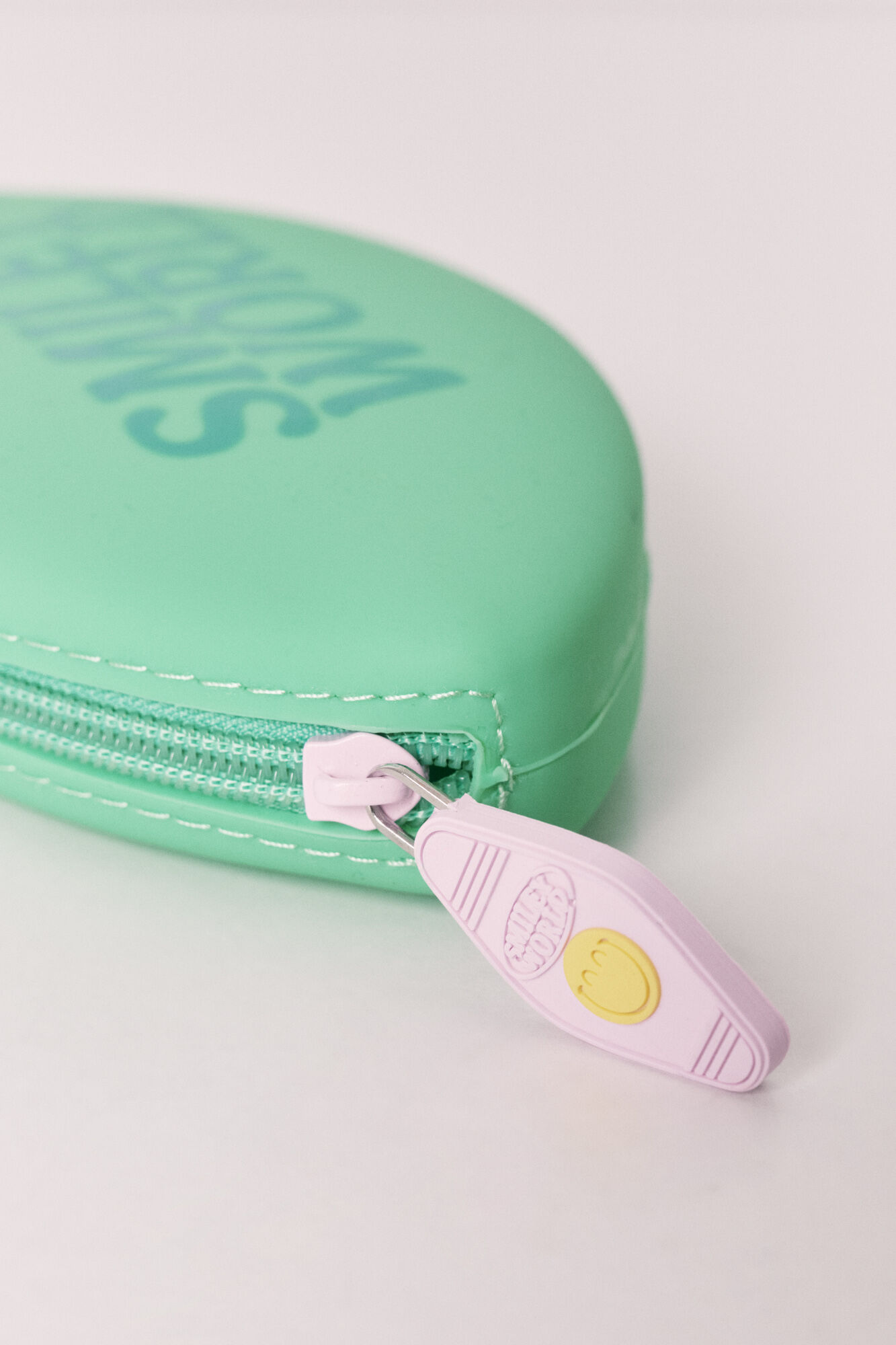 Women'secret Monedero de silicona verde SmileyWorld&reg;