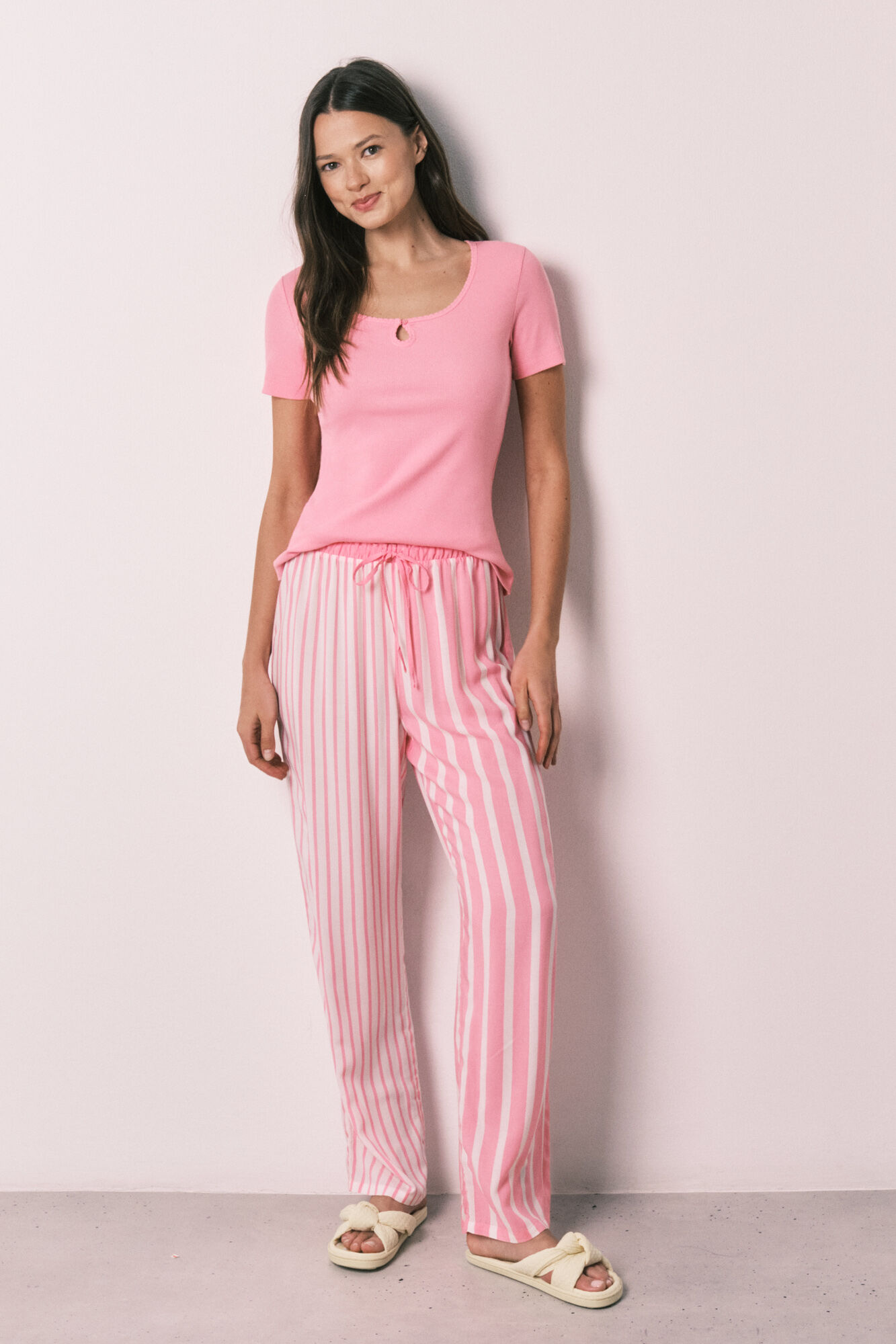 Women'secret Pijama larga de manga corta de algod&oacute;n y viscosa rosa