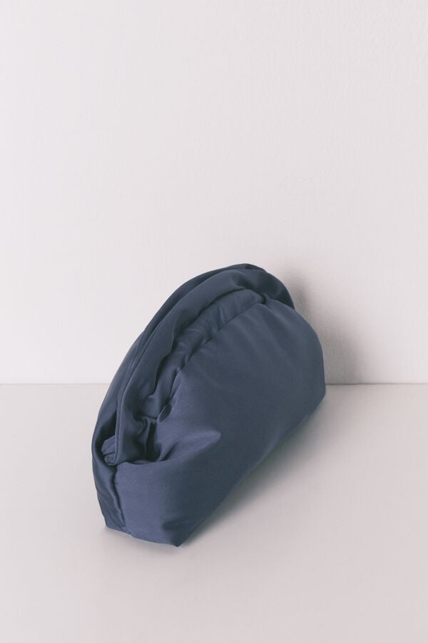 Women'secret Neceser azul sat&eacute;n cierre sobre azul