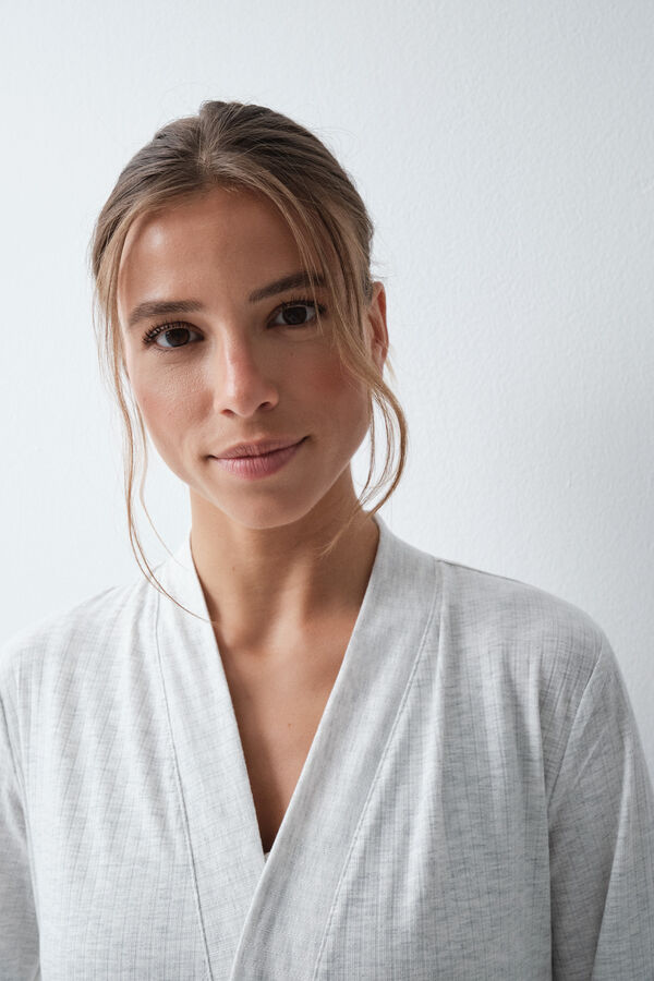 Women'secret Bata larga con cintur&oacute;n gris gris