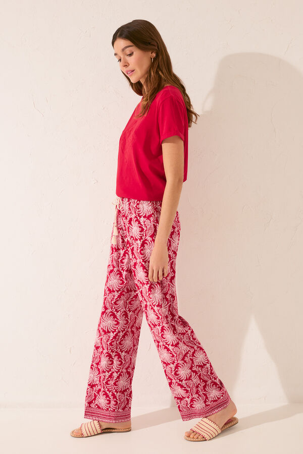 Womensecret Pantalón largo de viscosa con estampado de hojas rojas púrpura