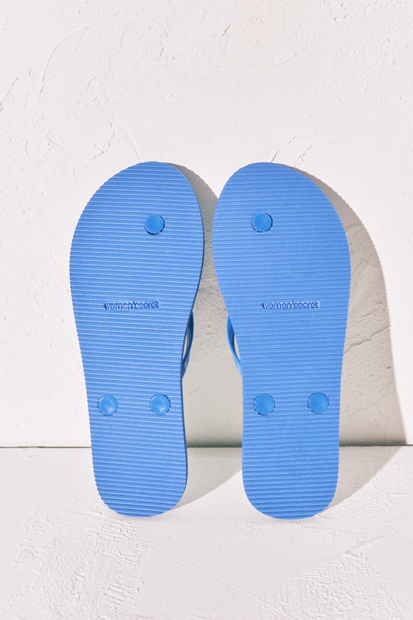 Women'secret Chanclas de dedo con textura floral azul