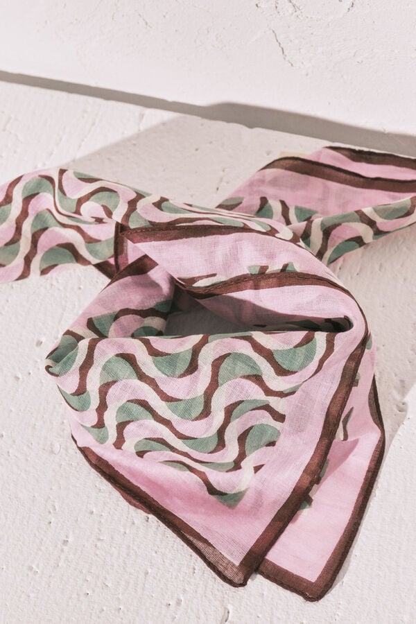 Women'secret Pa&ntilde;uelo estampado geom&eacute;trico de algod&oacute;n estampado