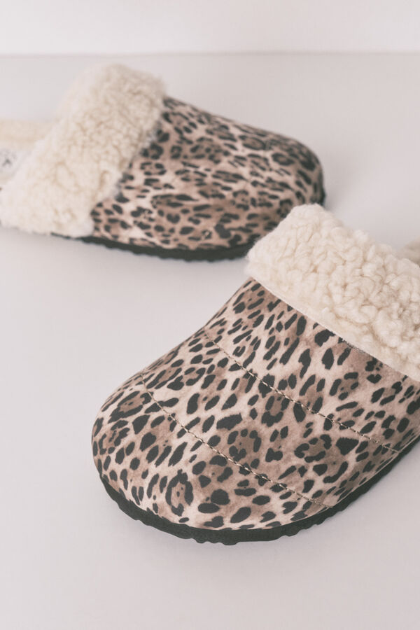 Women'secret Pantuflas para casa estilo borrego con estampado animal estampado