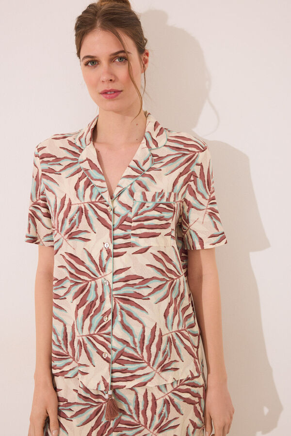 Womensecret Pijama camisera con estampado de hojas café