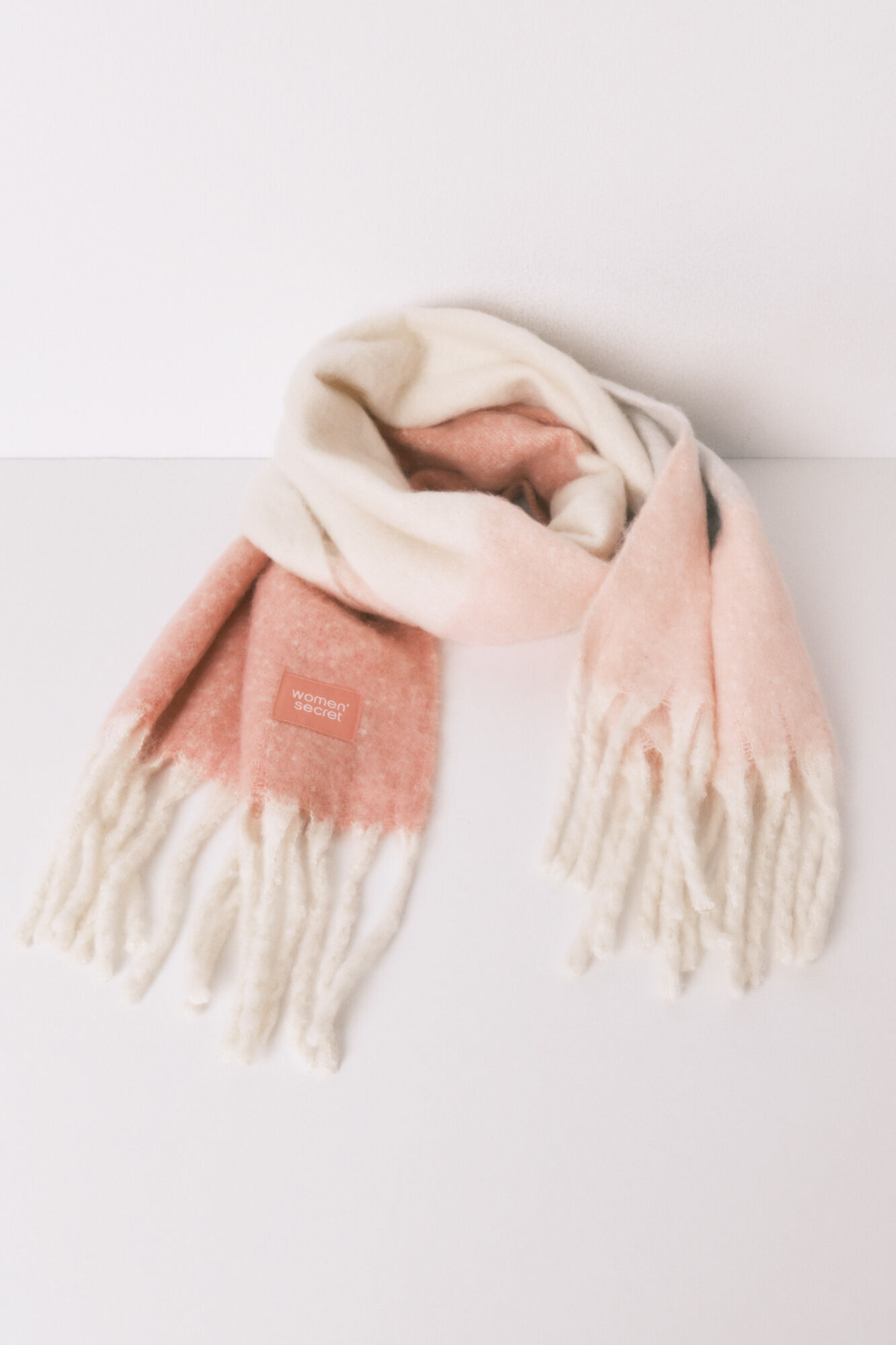 Women'secret Bufanda efecto mohair estampado bloques