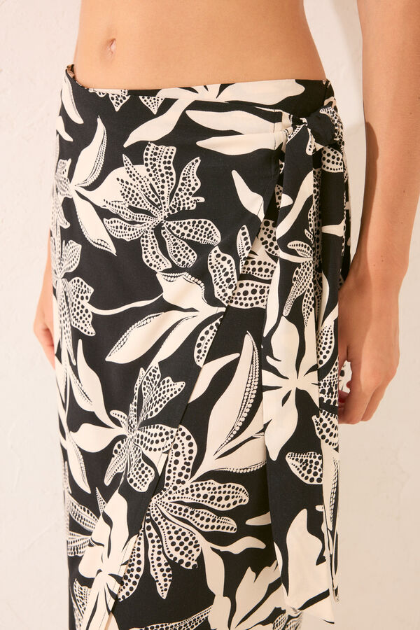 Womensecret Pareo midi con estampado floral negro