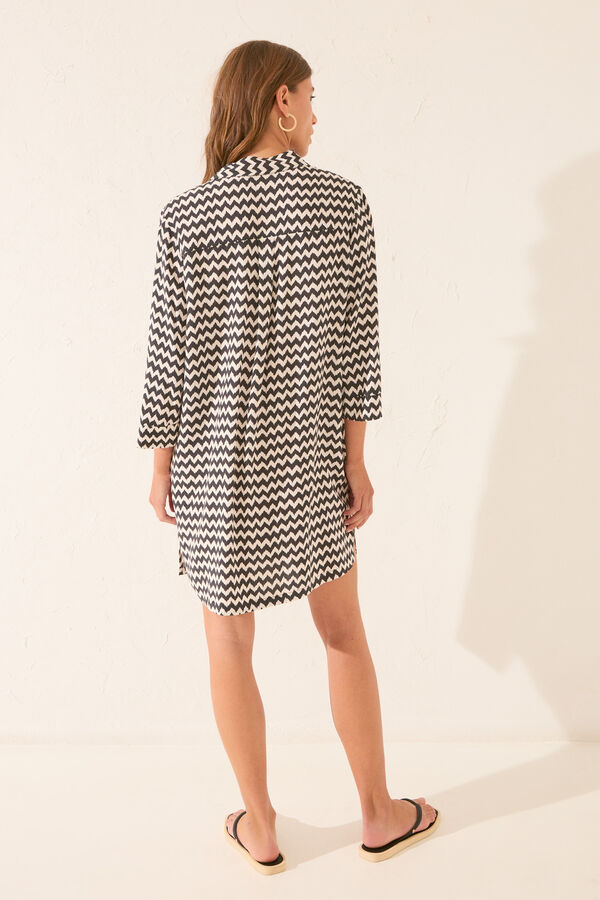 Womensecret Playera de dormir short con estampado en zigzag negro