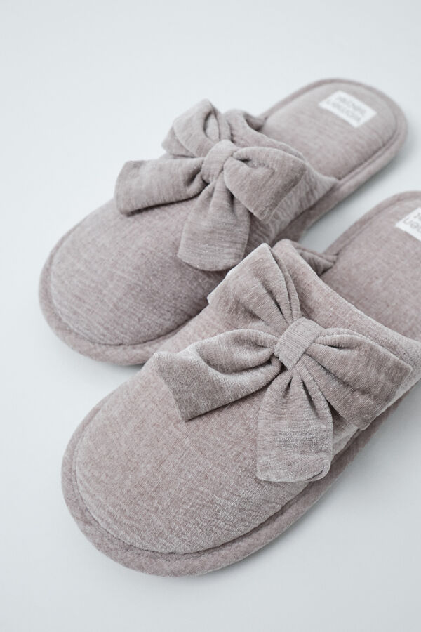 Women'secret Pantunflas de lazo de terciopelo gris gris