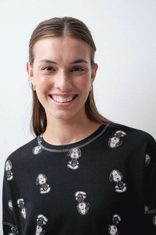 Women'secret Pijama larga de algod&oacute;n Snoopy Halloween negro