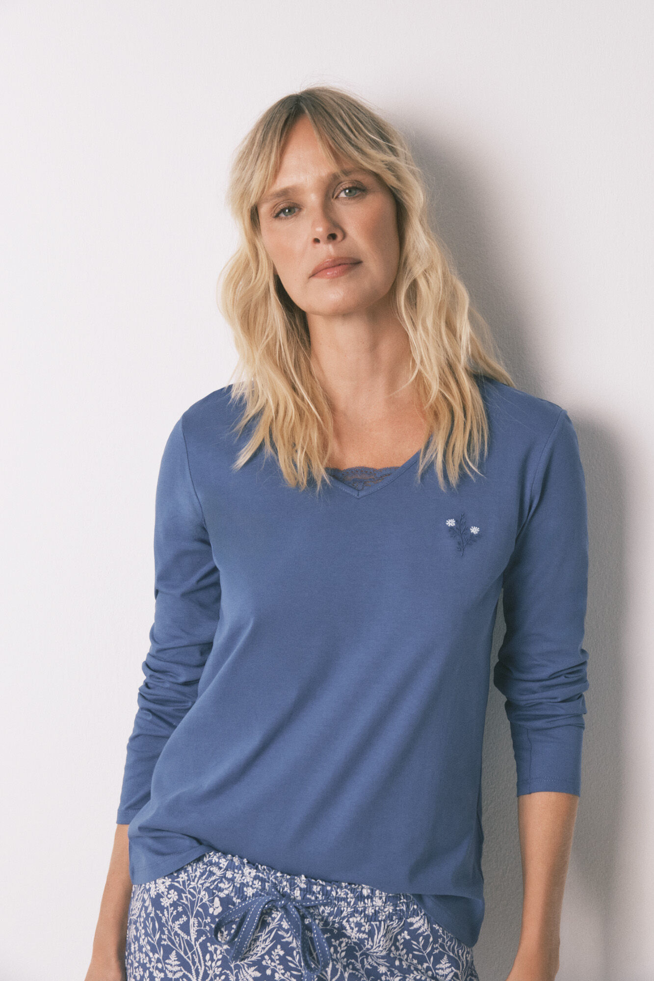 Women'secret Pijama largo con estampado floral azul 100% algod&oacute;n