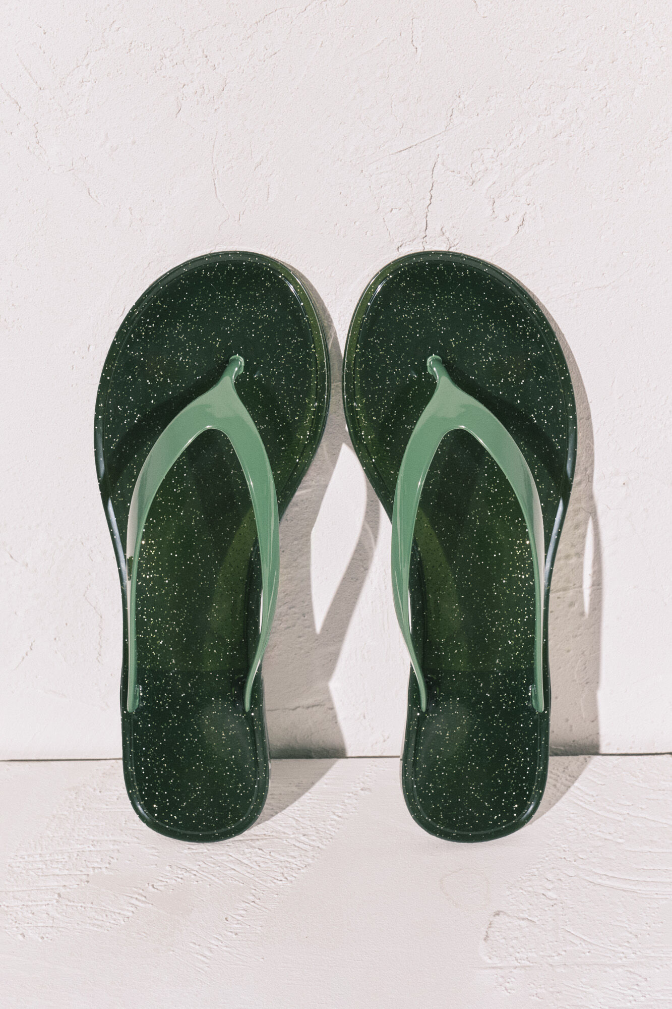 Women'secret Chanclas de dedo efecto brillo glitter verde