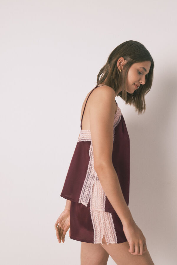 Women'secret Pijama corta de encaje color vino p&uacute;rpura