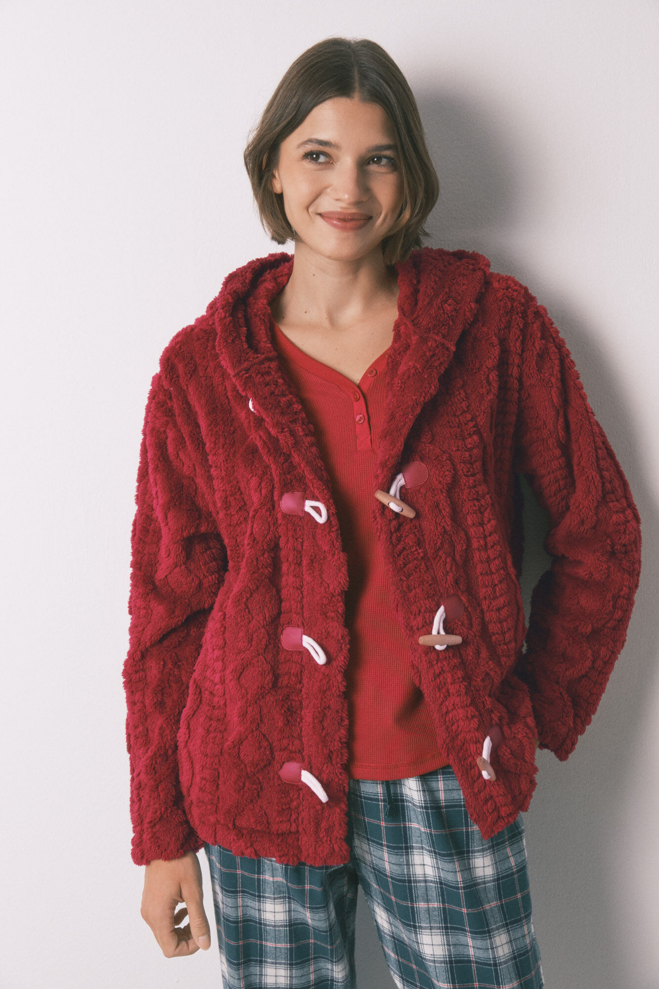 Women'secret Bata corta capucha polar suave rojo