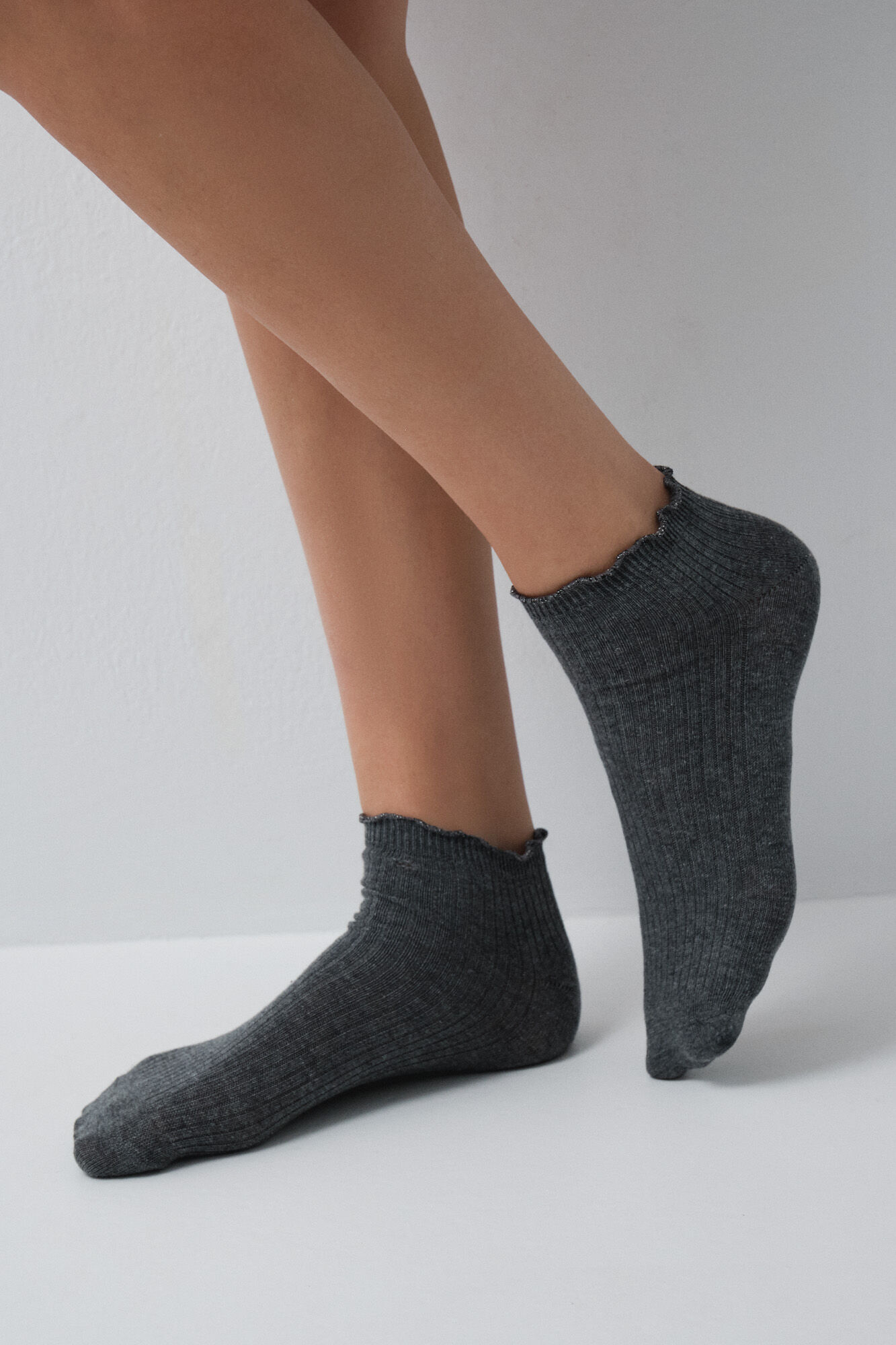 Women'secret Pack 3 calcetines cortos grises lurex