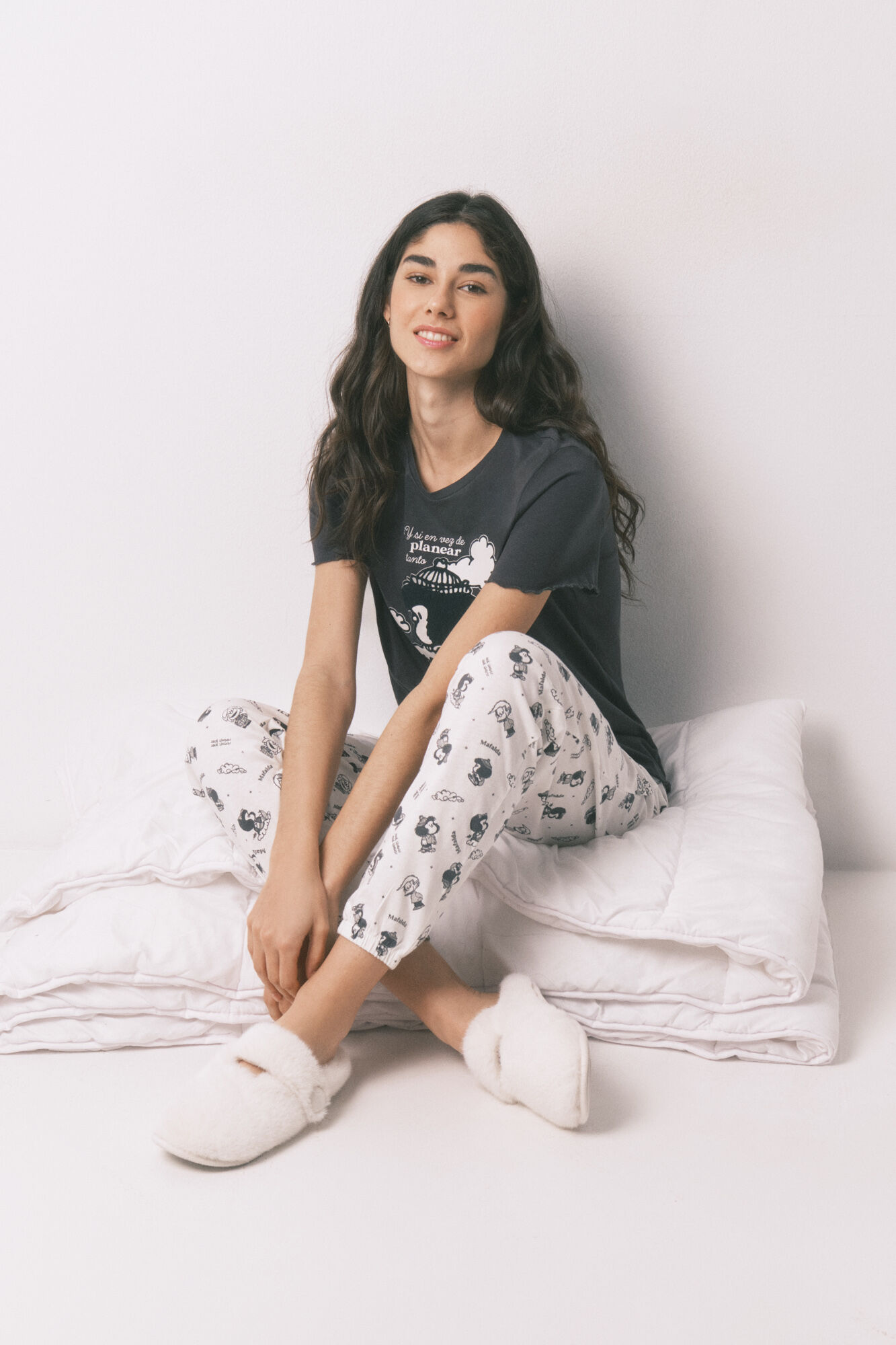 Women'secret Pijama estampado Mafalda de algod&oacute;n 100% gris