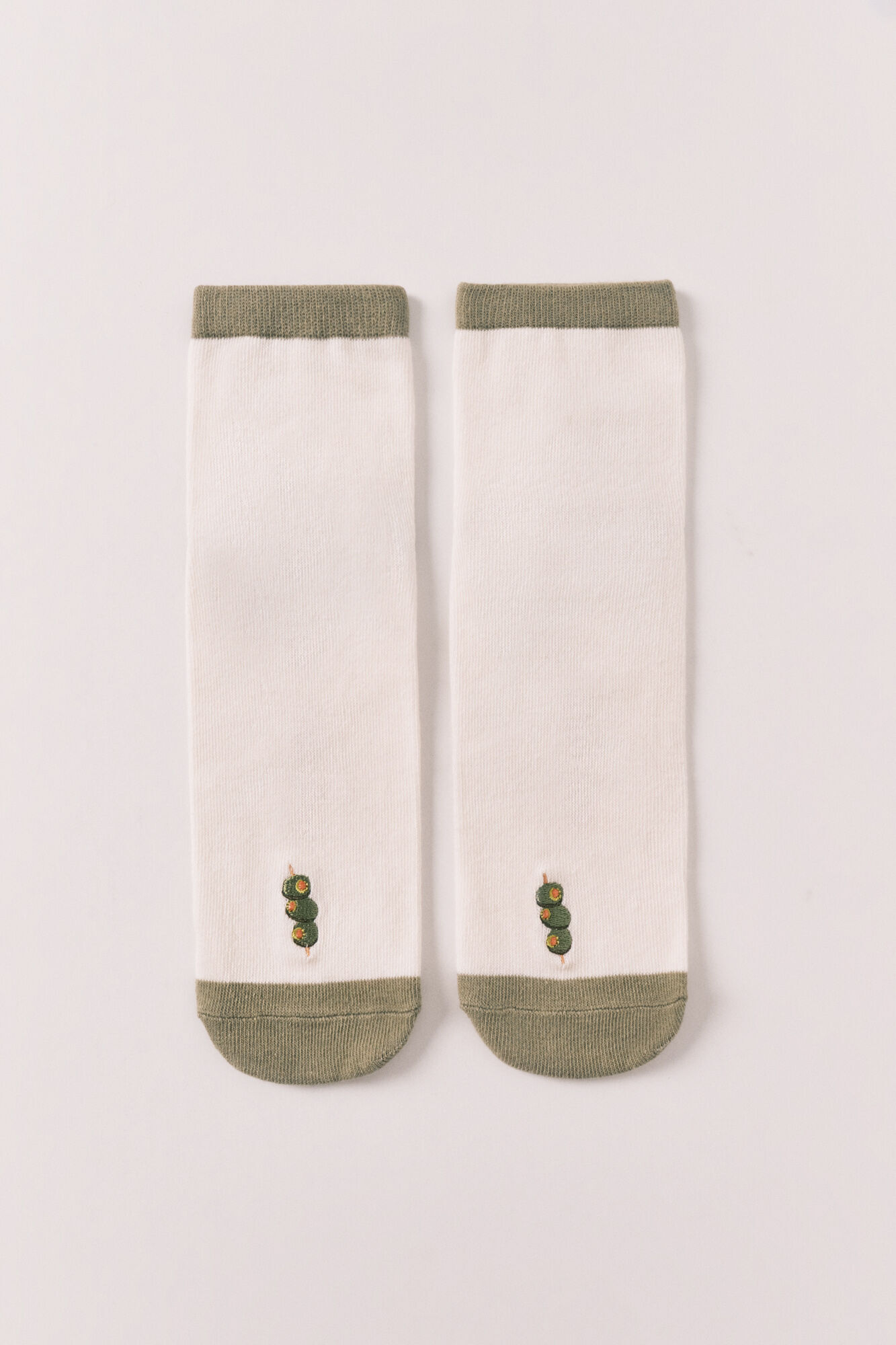 Women'secret Calcetines cortos bordado aceitunas