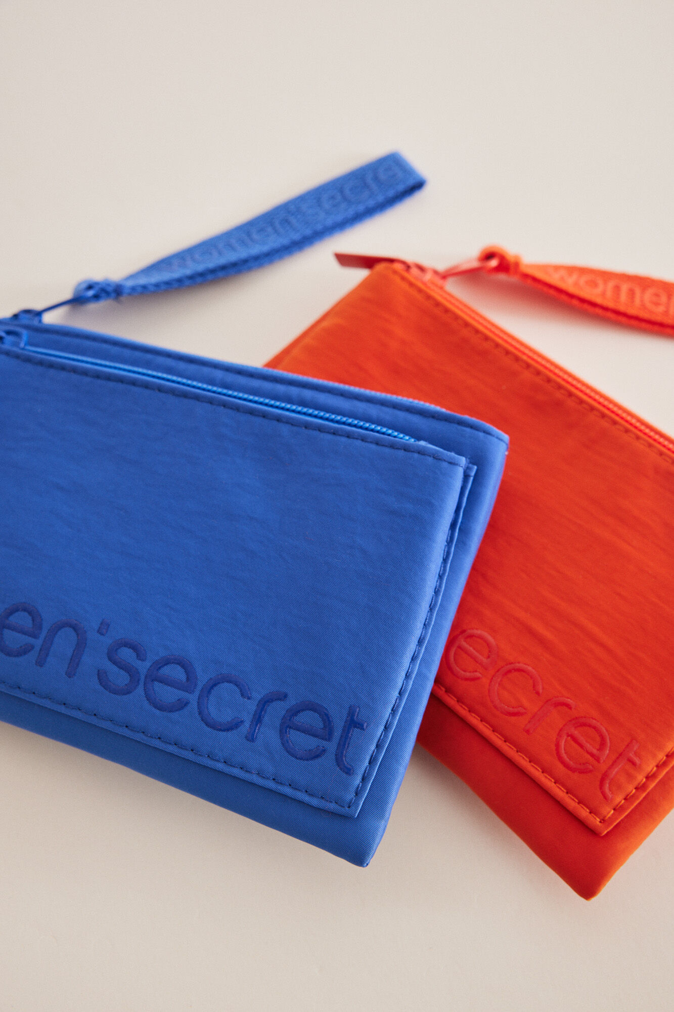 Monedero pequeno azul Accesorios para mujer WomenSecret MX
