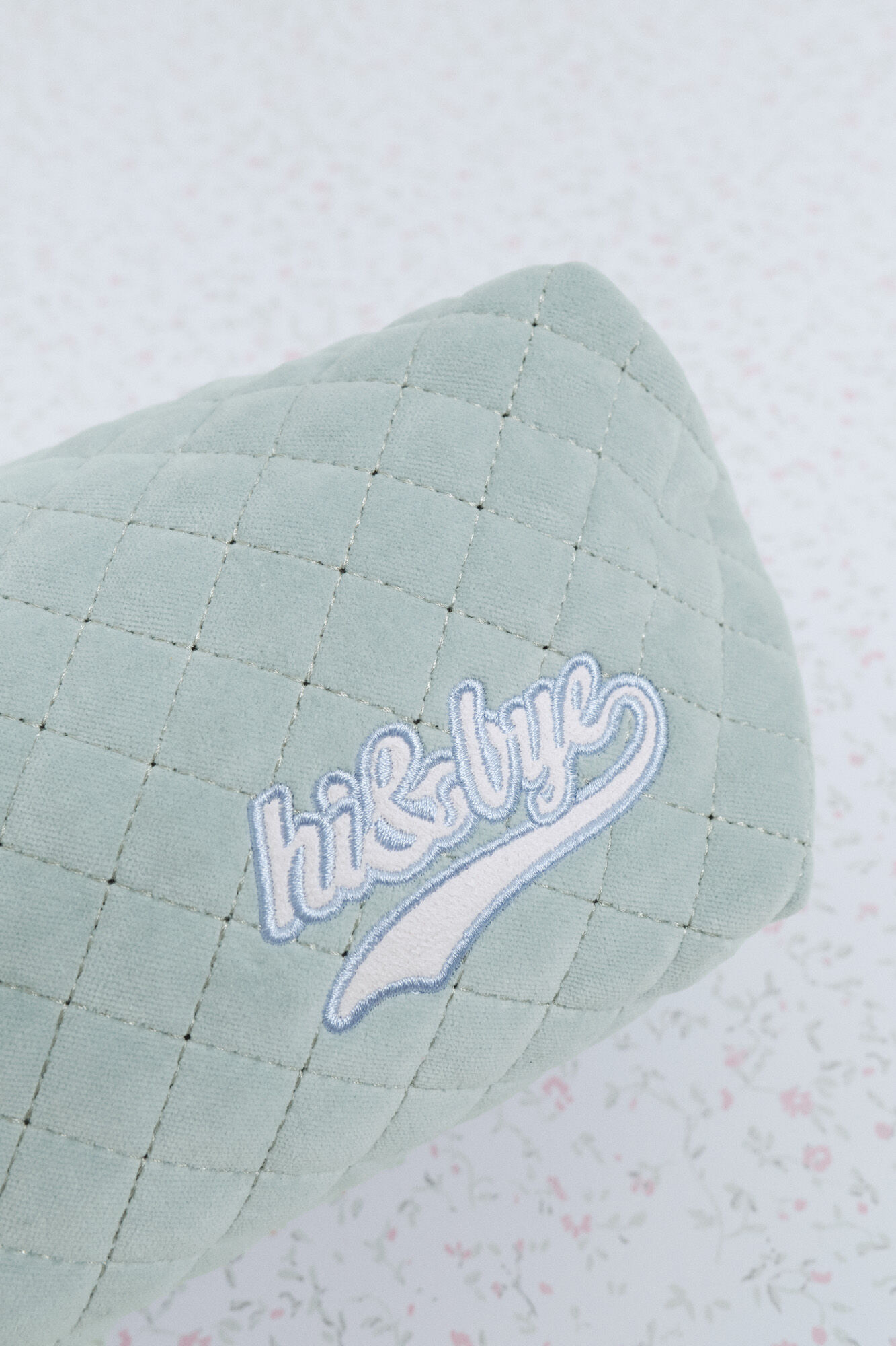 HI&BYE Neceser de terciopelo terciopelo con logo bordado