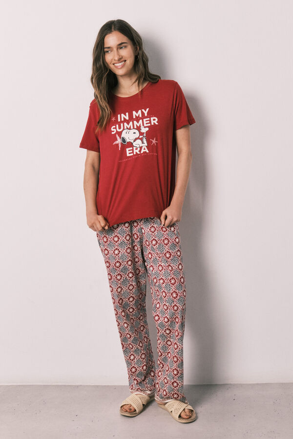 Women'secret Pijama larga de algod&oacute;n Snoopy estampado geom&eacute;trico rojo