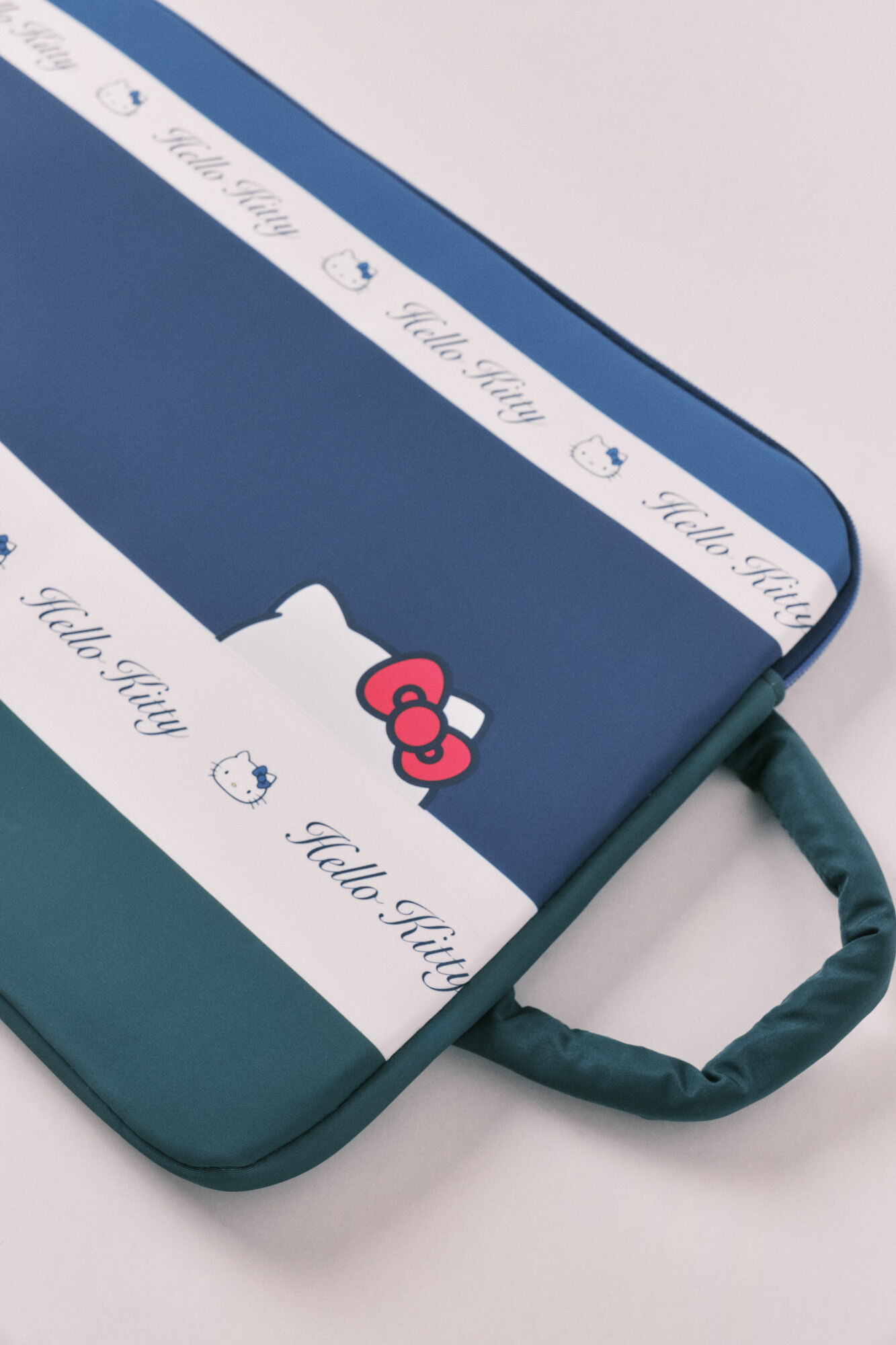 Women'secret Neceser Hello Kitty de neopreno