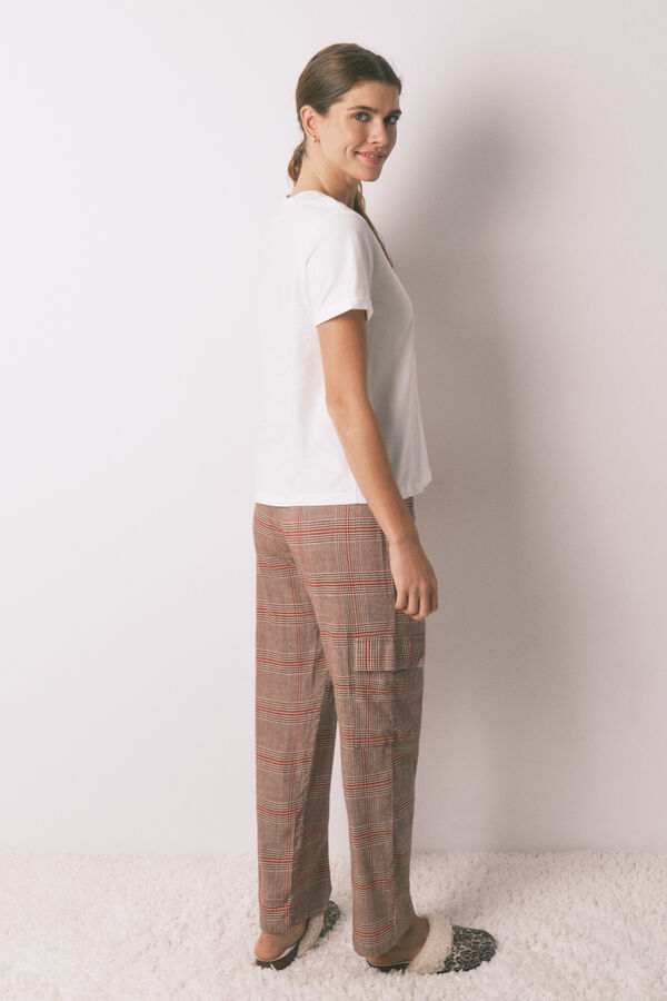 Women'secret Pijama larga 100% algodón con estampado de cuadros de Snoopy marfil