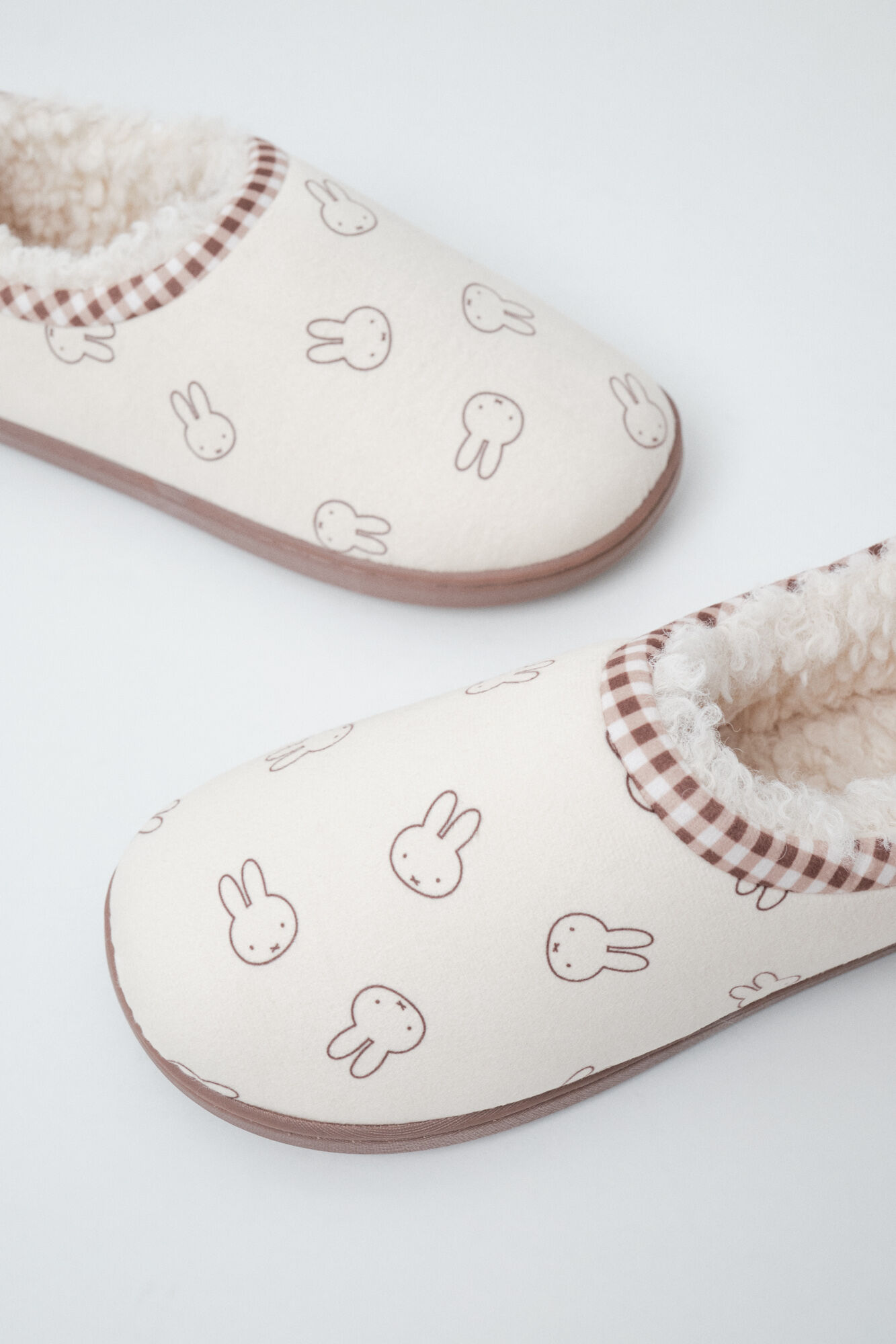 Women'secret Pantunflas cerradas Miffy