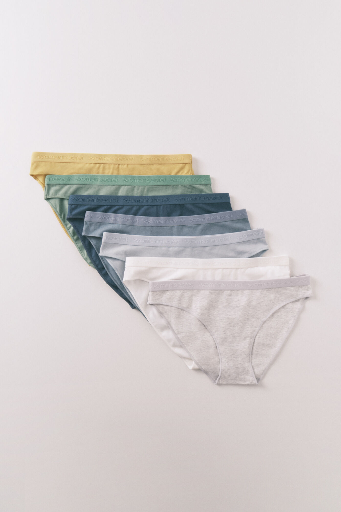 Women'secret Pack 7 panties cl&aacute;sicas s&uacute;per suaves con logo