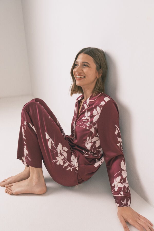 Womensecret Pijama camisera largo con estampado floral en color granate estampado