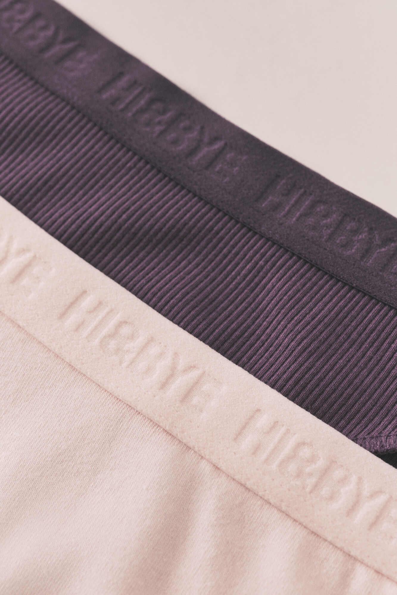 HI&BYE Pack de 3 panties brasile&ntilde;as morado, blanco y rosa